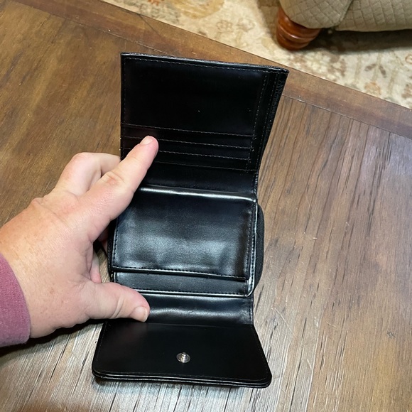 Wallet Buxton Black Trifold Snap Zippered Pocket ID Money Leather - Picture 5 of 6